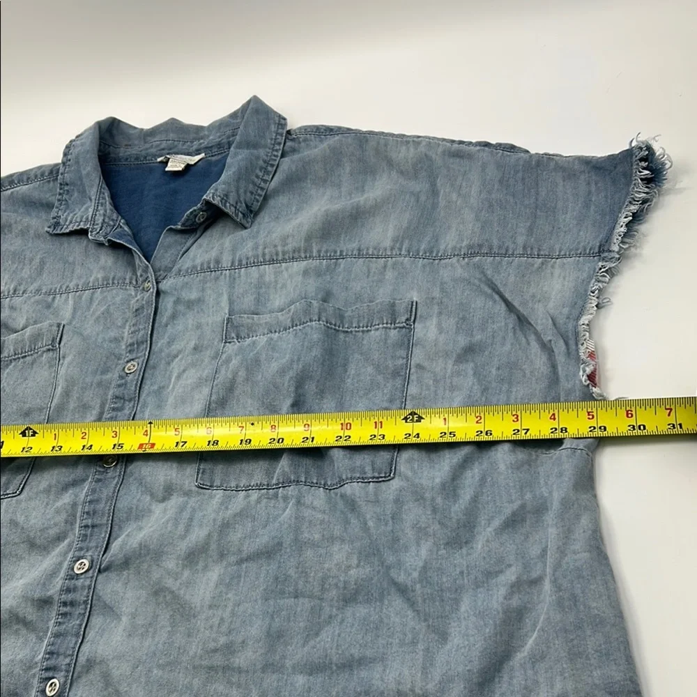 Cato Women's Boxy Shirt 22/24W Button Down Plaid Blue Red Dickie Sleeveless - Picture 7 of 12
